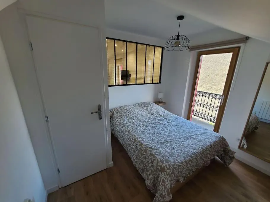 Meuble De Tourisme 2 Chambres Aix Les Bains 엑스레뱅 0*,  프랑스